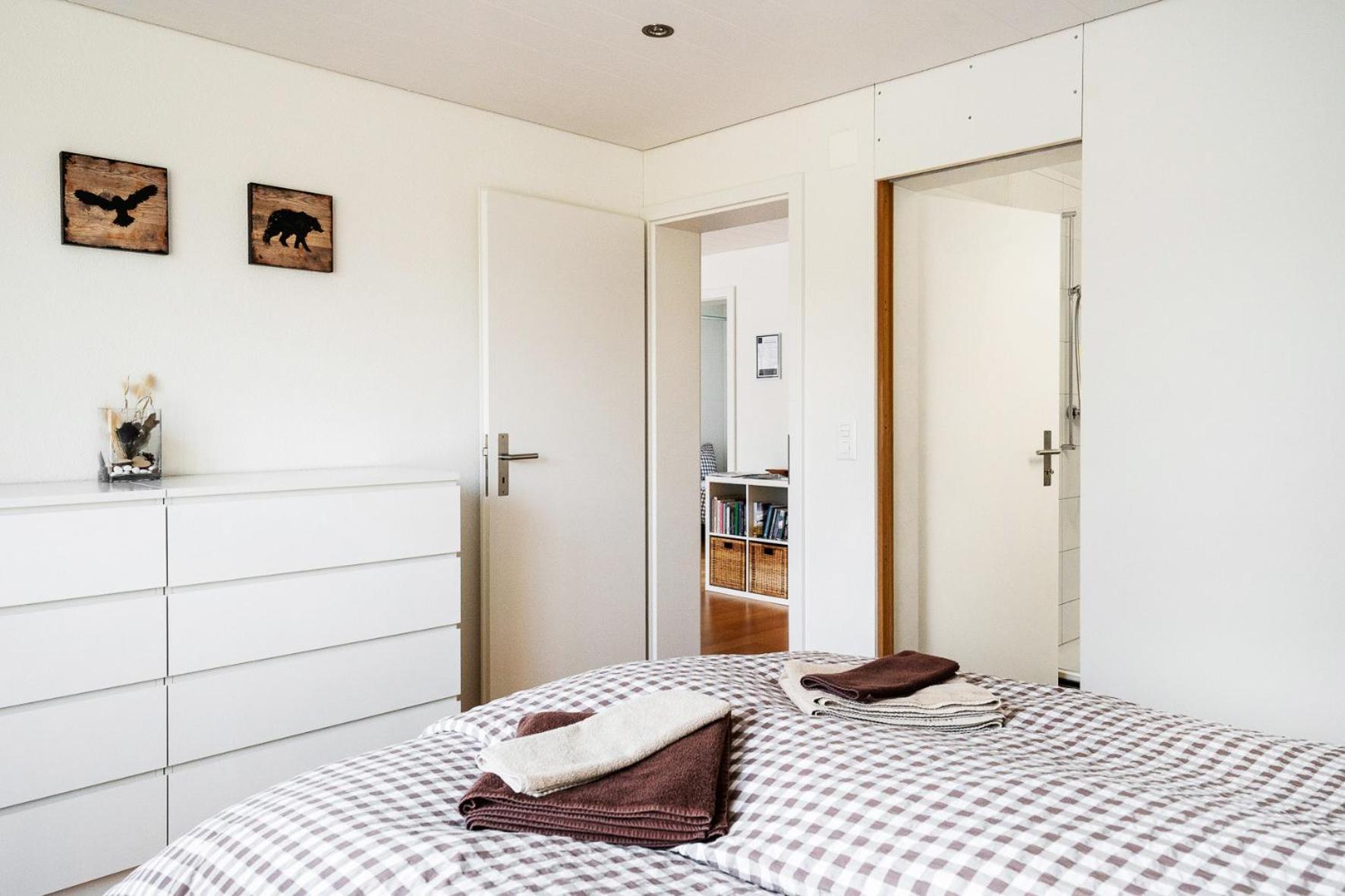 Glarner Bed Lejlighed Netstal Eksteriør billede